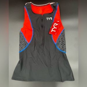 TYR Women's Competitor Loose Tri Singlet with Bra Athletic Tank Small
